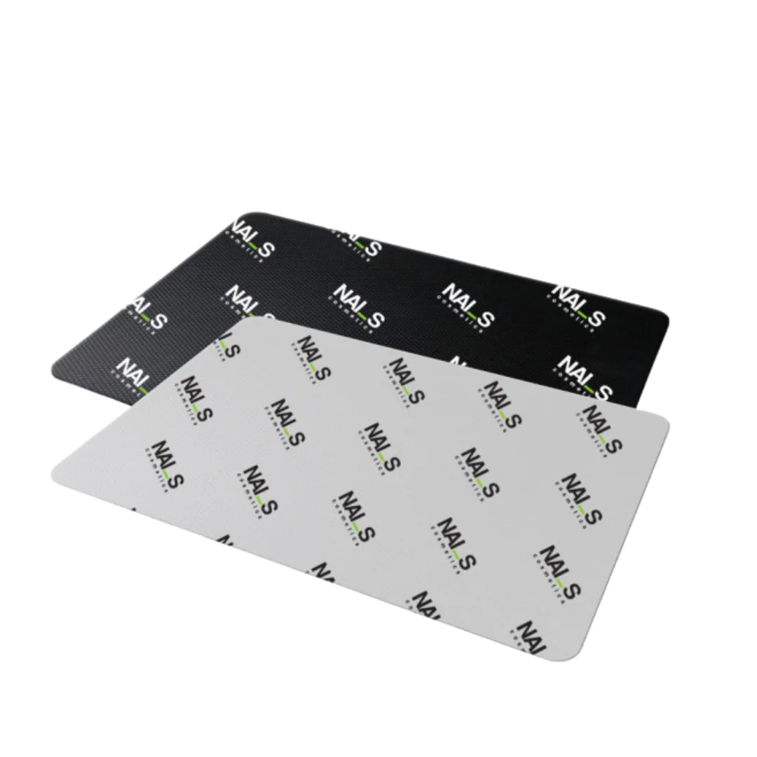 NAILS logoga lauamatt, valge 25X40cm