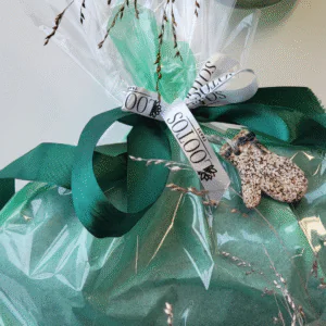 * Clarena jõulupakk NR 6 Sensi Peptide näopesuvahu ja kreemiga kosmeetikakotis